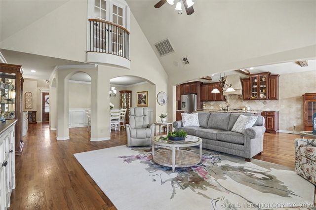 10943 S 77th East Place, Tulsa, OK 74133
