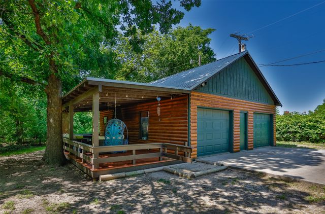 101 Easy Street, Valley View, TX 76272