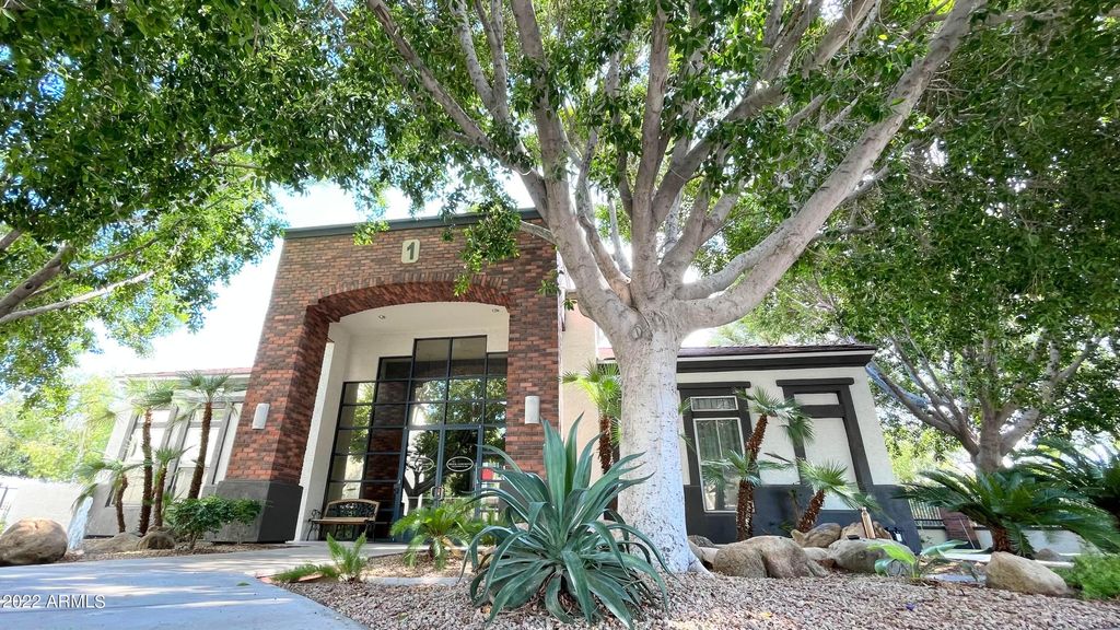 3302 N 7th Street Unit 222, Phoenix, AZ 85014