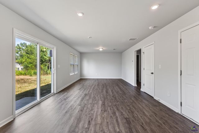 464 Hawthorn Trail, Macon, GA 31210