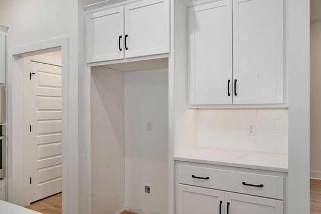 4332 S Vining Avenue, Springfield, MO 65804