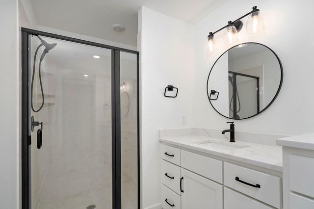 4332 S Vining Avenue, Springfield, MO 65804