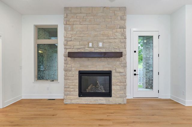 4332 S Vining Avenue, Springfield, MO 65804