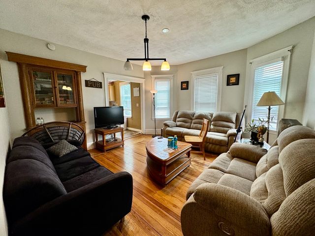 14 Bowdoin St 2, Medford, MA 02155