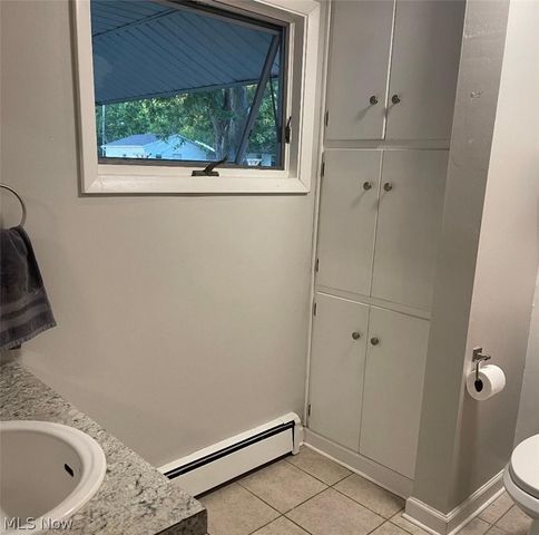 230 S Elm, Jefferson, OH 44047