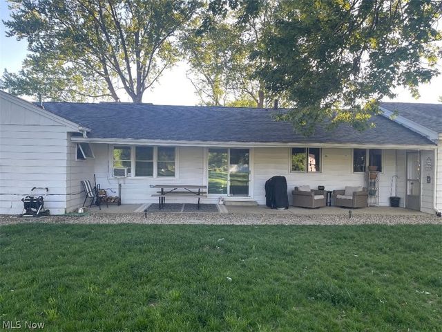 230 S Elm, Jefferson, OH 44047