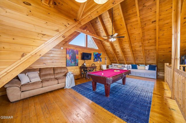 1959 Cougar Crossing Way, Sevierville, TN 37876