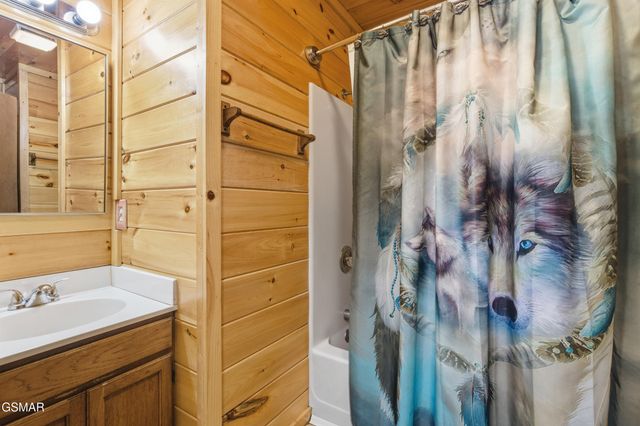 2114 Rabbit Point Way, Sevierville, TN 37876