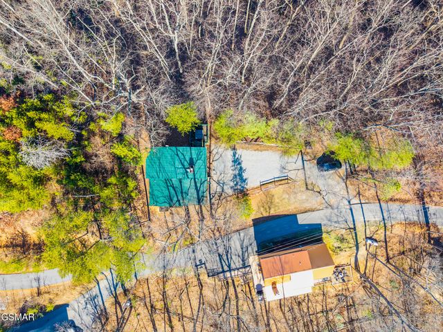 2114 Rabbit Point Way, Sevierville, TN 37876