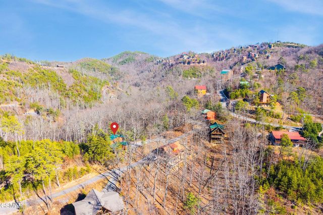 2114 Rabbit Point Way, Sevierville, TN 37876