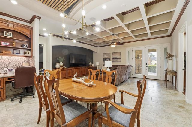 19623 Fairway Island Drive, Humble, TX 77346