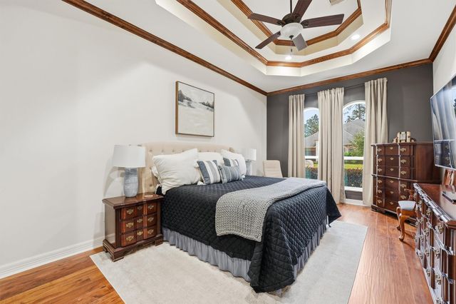 19623 Fairway Island Drive, Humble, TX 77346