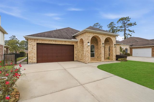 19623 Fairway Island Drive, Humble, TX 77346