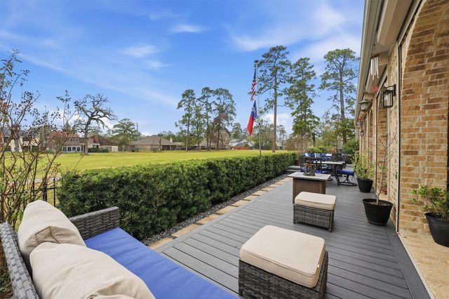 19623 Fairway Island Drive, Humble, TX 77346