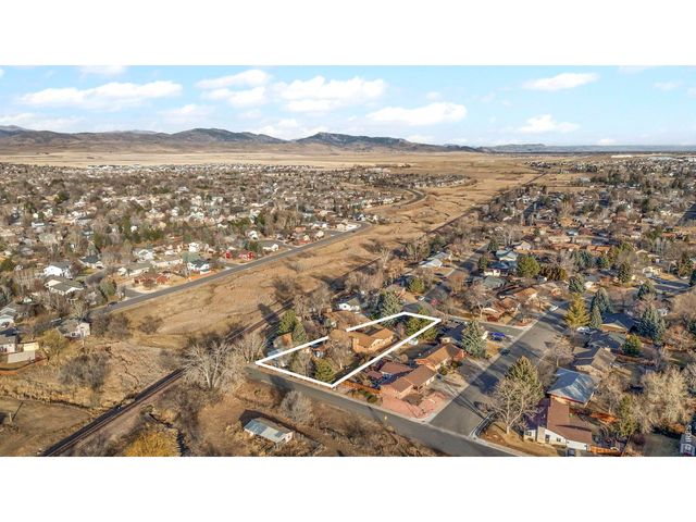 706 Filbert Dr, Loveland, CO 80538