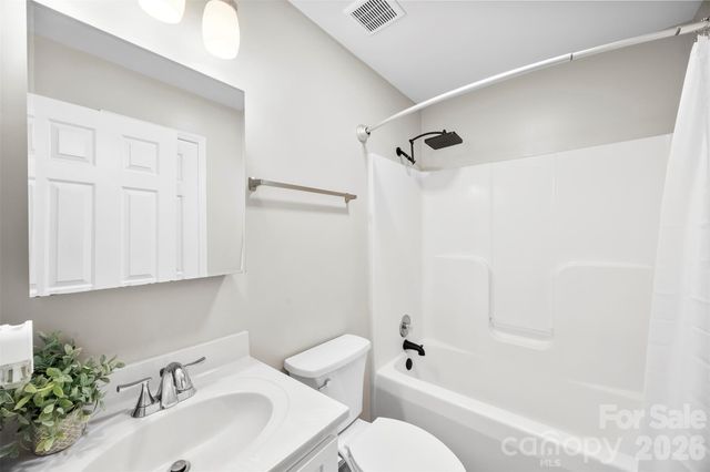 170 Ruthaven Drive, Bessemer City, NC 28016