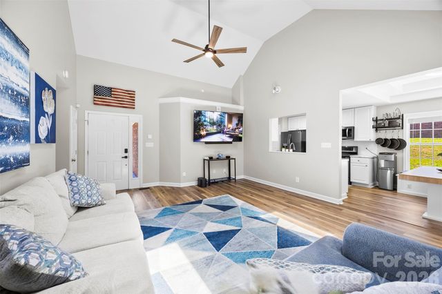 170 Ruthaven Drive, Bessemer City, NC 28016