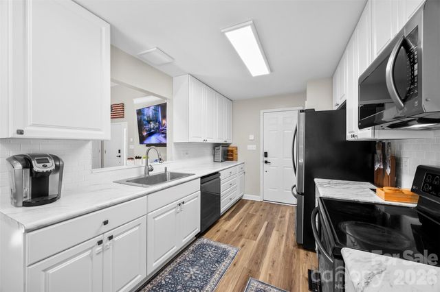 170 Ruthaven Drive, Bessemer City, NC 28016