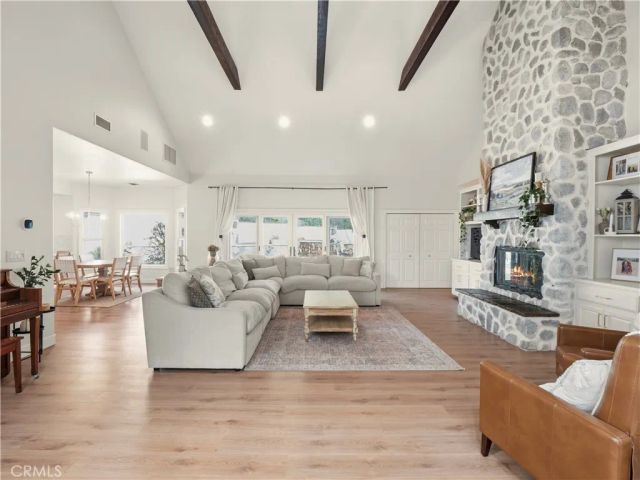 15341 Iron Canyon, Canyon Country, CA 91387