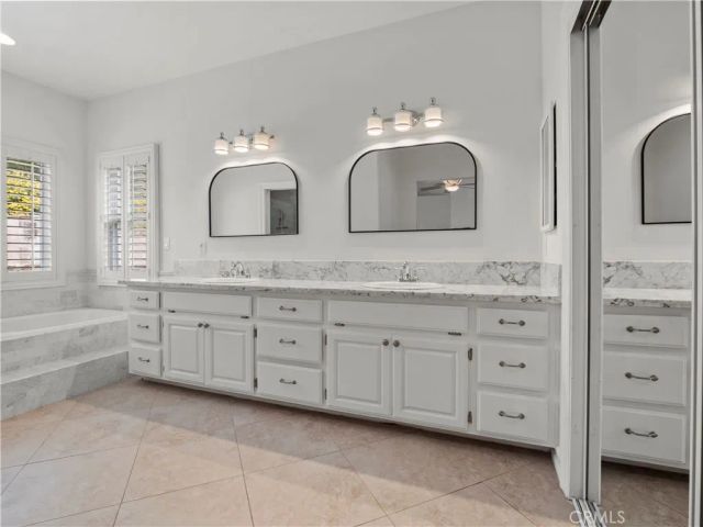 15341 Iron Canyon, Canyon Country, CA 91387