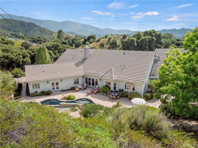15341 Iron Canyon, Canyon Country, CA 91387