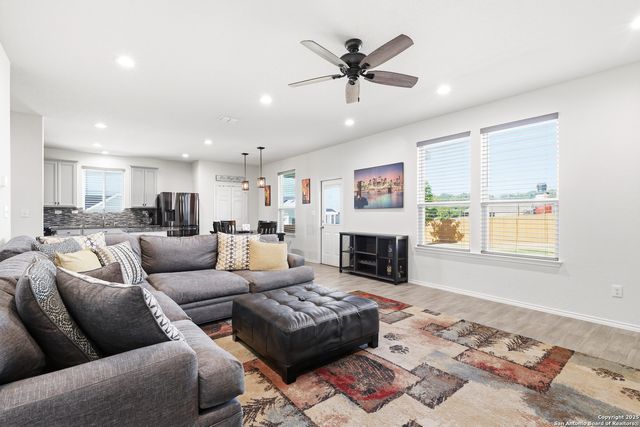 7707 pecos ridge, Boerne, TX 78015