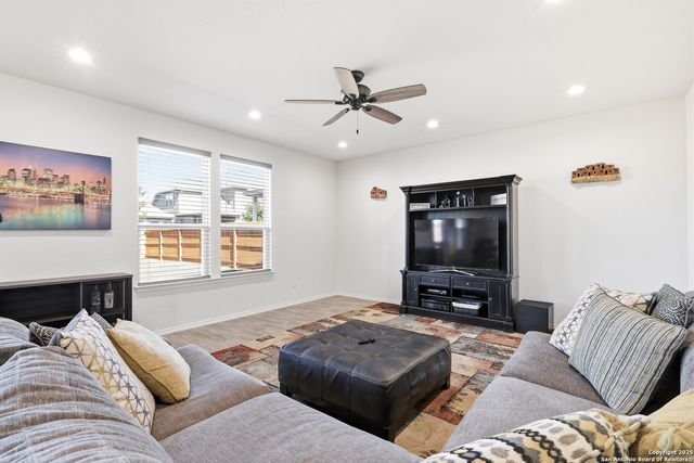 7707 pecos ridge, Boerne, TX 78015