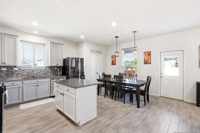 7707 pecos ridge, Boerne, TX 78015