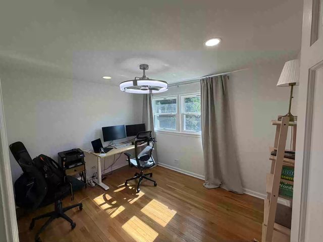 3927 Crestwood Drive, Northbrook, IL 60062