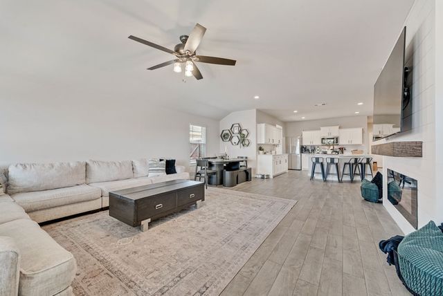 1513 Hulen Park Trail, Alvarado, TX 76009