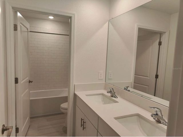 11412 RADIANT SHORE LOOP, San Antonio, FL 33576