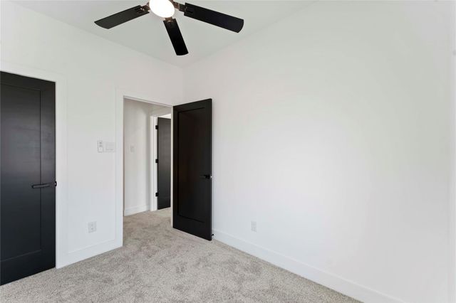 8501 Safeguard Street B, Houston, TX 77051