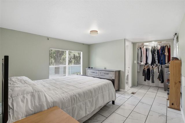 911 MARJORIE AVENUE, Brandon, FL 33511