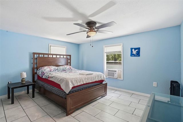 911 MARJORIE AVENUE, Brandon, FL 33511