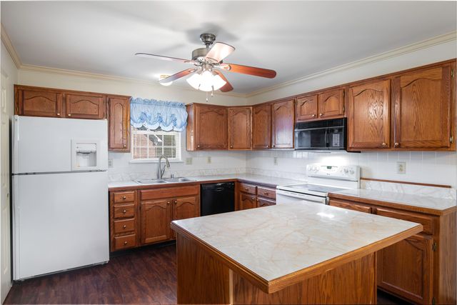 1136 Shagbark Lane, Lexington, KY 40515