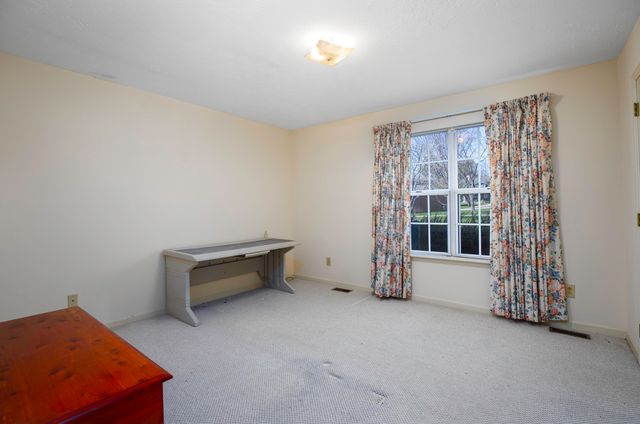 1136 Shagbark Lane, Lexington, KY 40515