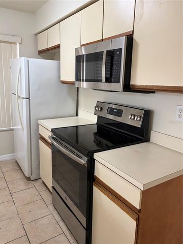 2914 RIO GRANDE TRAIL 2914, Kissimmee, FL 34741