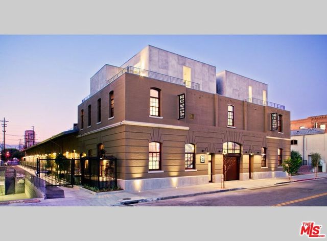 940 E 2nd Street 20, Los Angeles, CA 90012
