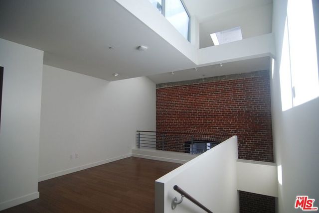 940 E 2nd Street 20, Los Angeles, CA 90012
