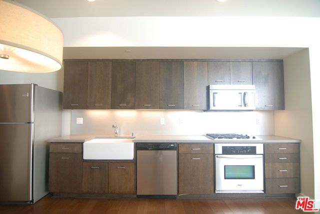 940 E 2nd Street 20, Los Angeles, CA 90012