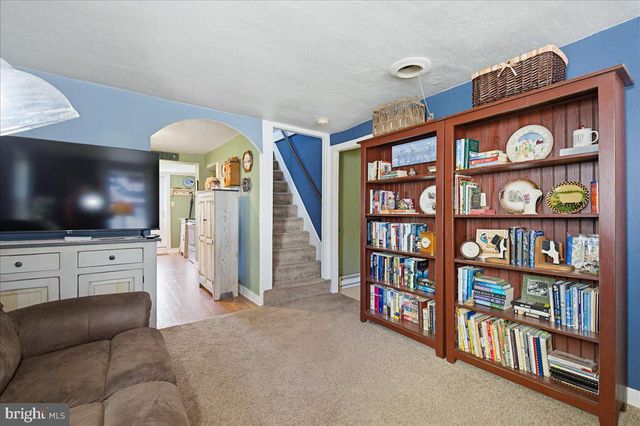 115 S MAIN ST, Manheim, PA 17545