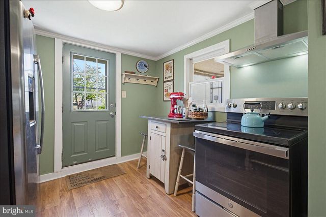 115 S MAIN ST, Manheim, PA 17545