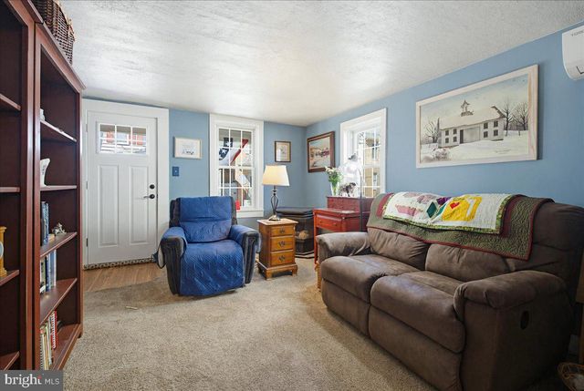 115 S MAIN ST, Manheim, PA 17545