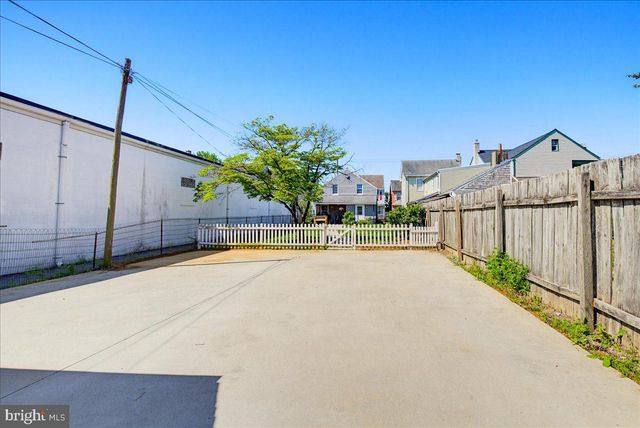 115 S MAIN ST, Manheim, PA 17545