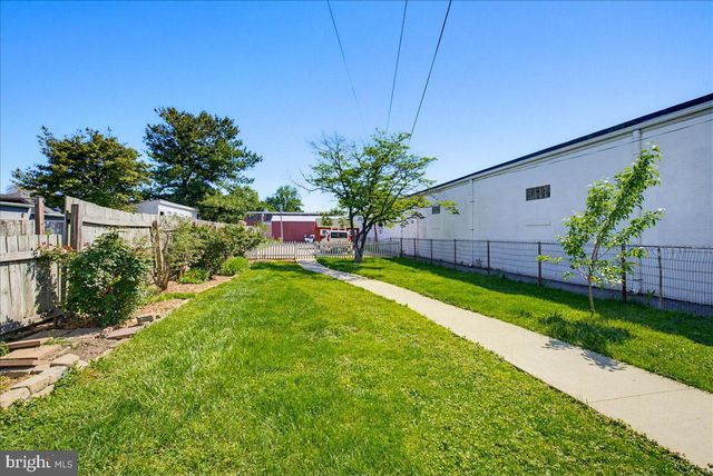 115 S MAIN ST, Manheim, PA 17545