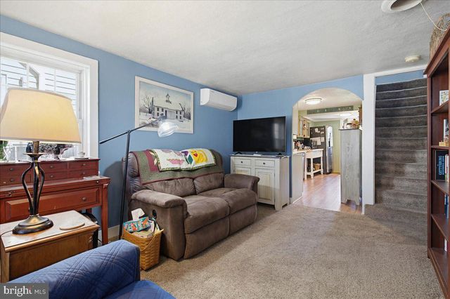 115 S MAIN ST, Manheim, PA 17545