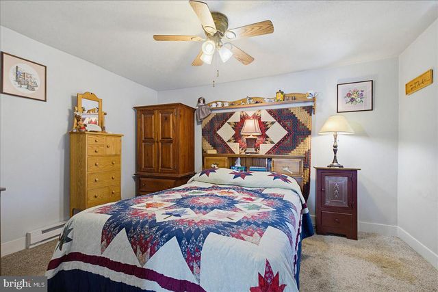 115 S MAIN ST, Manheim, PA 17545