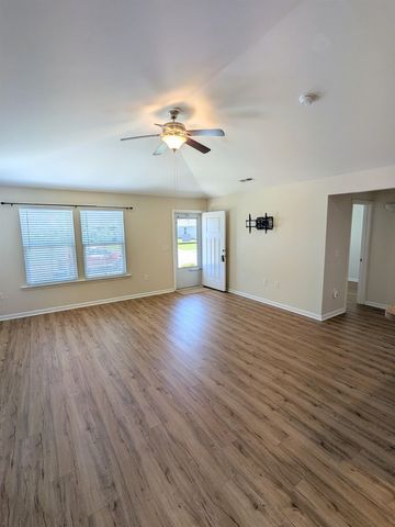 1328 Valor Rd., Conway, SC 29527