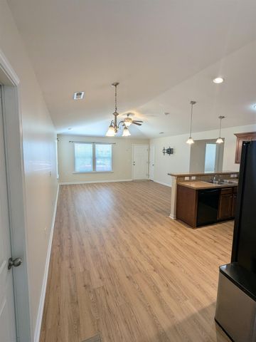 1328 Valor Rd., Conway, SC 29527