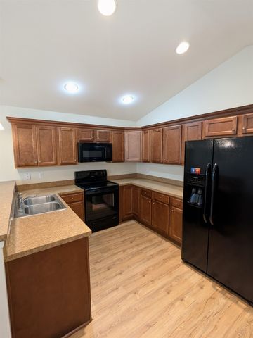 1328 Valor Rd., Conway, SC 29527